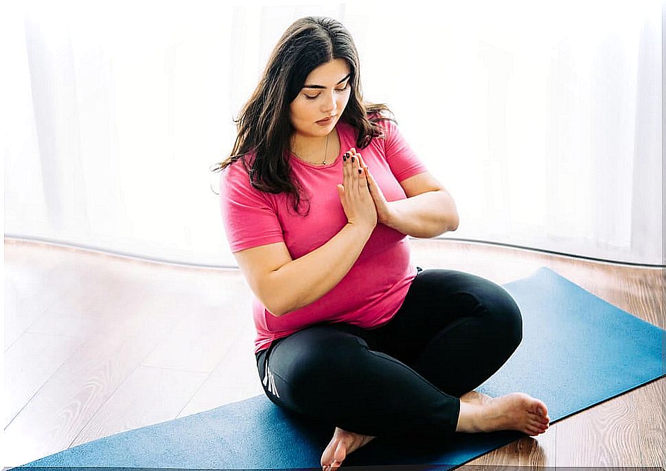 10 reasons why yoga is ideal for people who are overweight