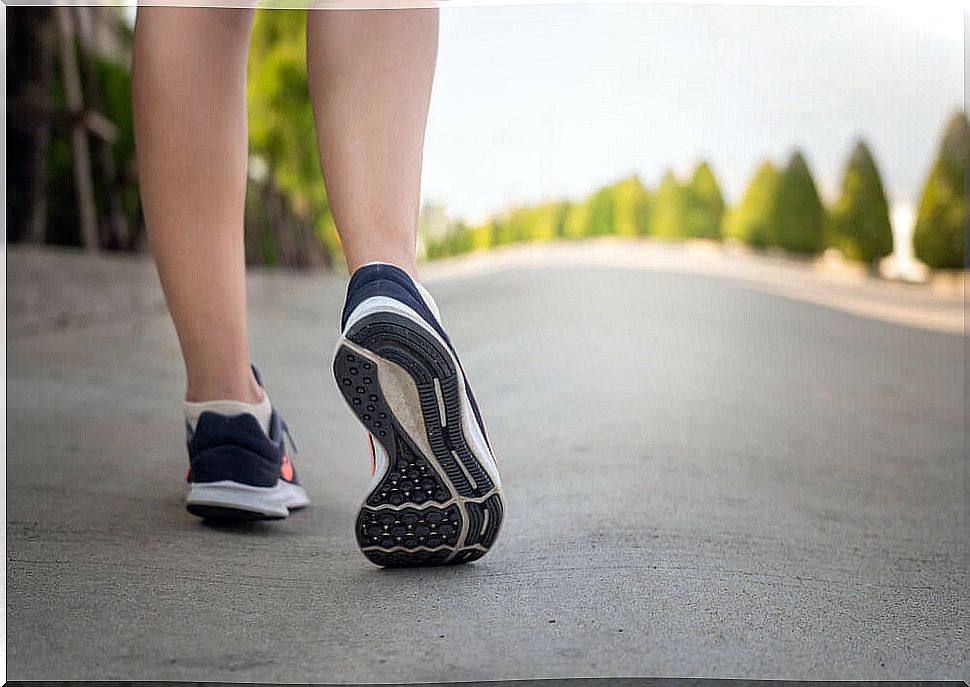 Sportsman walking.