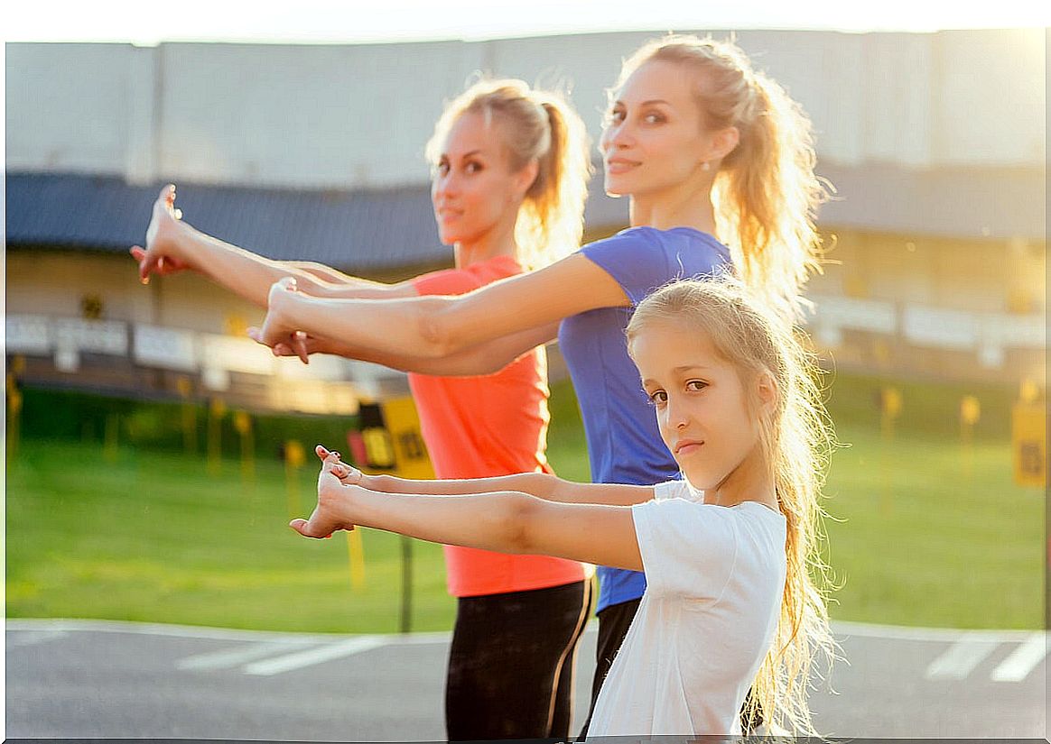 Sports practice in women of all ages.