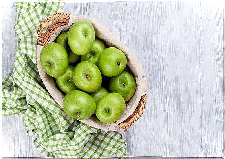 Green apples