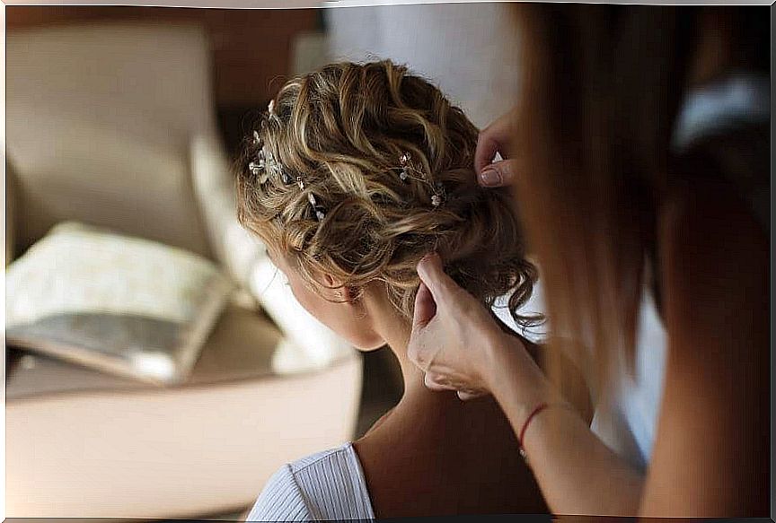 Hairstyles for the wedding.